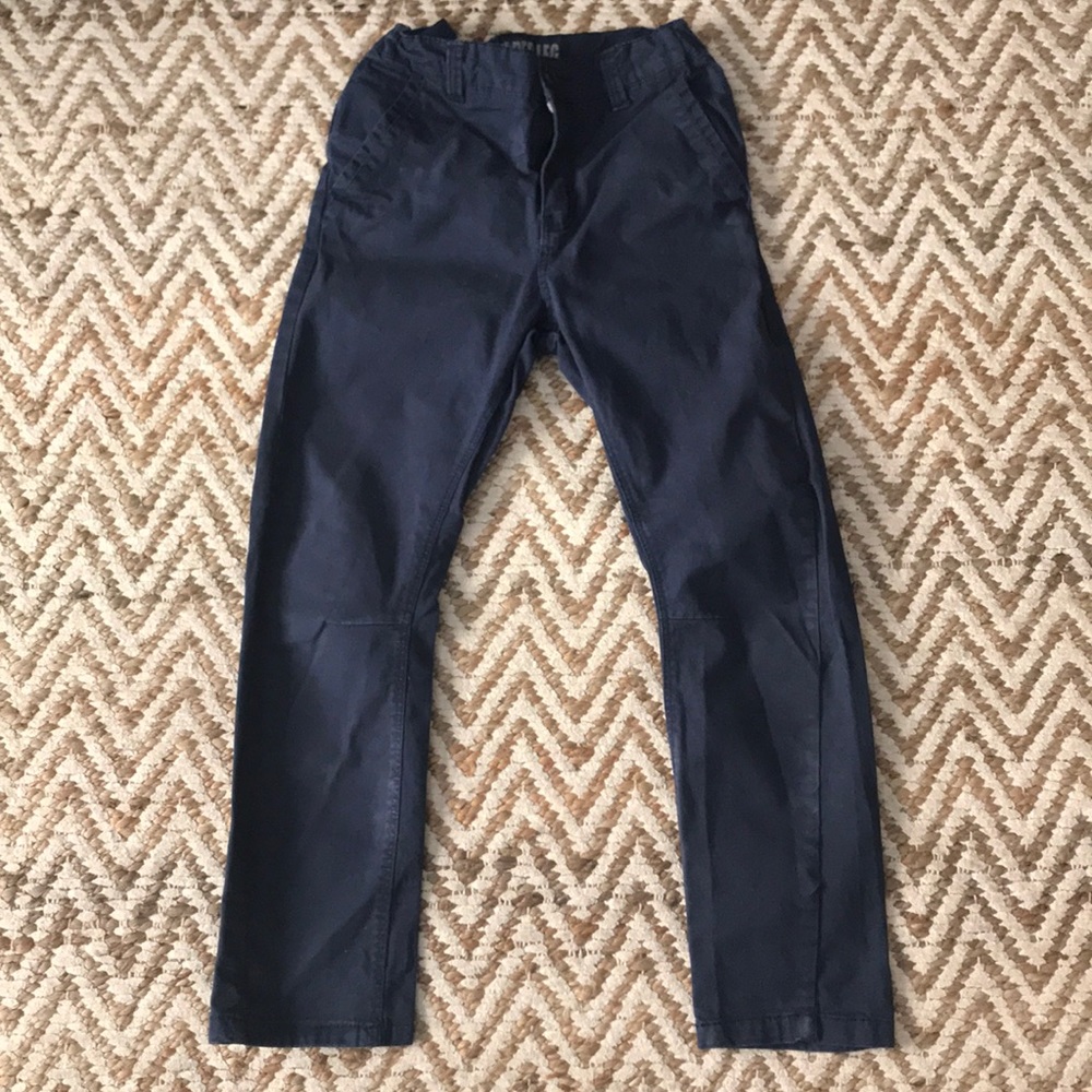 Boy’s Shaped Leg Chino in Navy